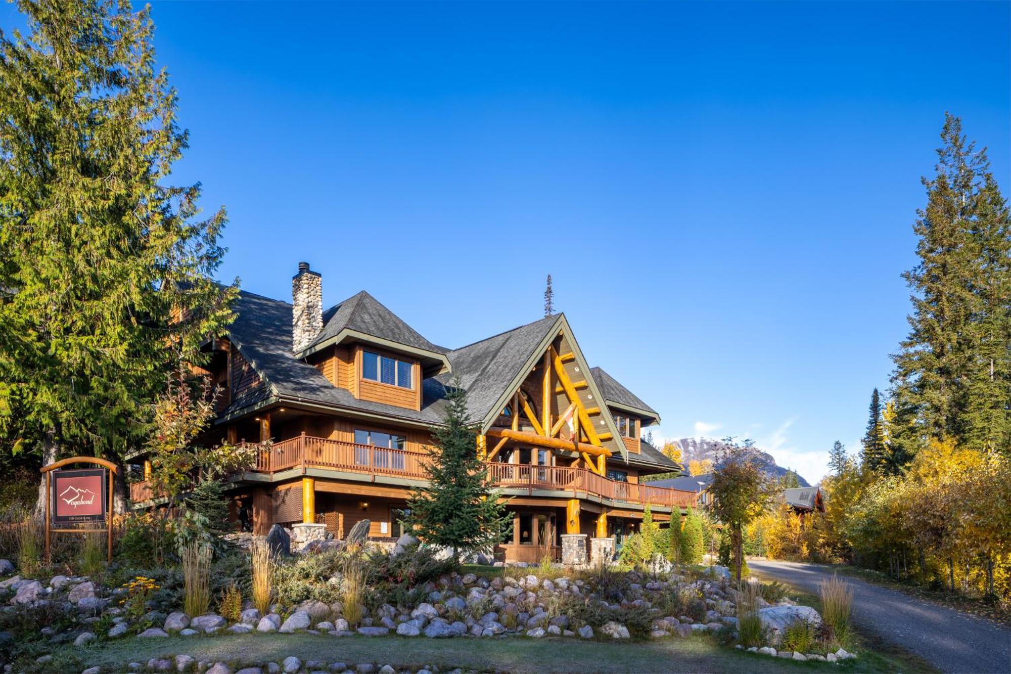 Vagabond Lodge At Kicking Horse Golden Eksteriør bilde