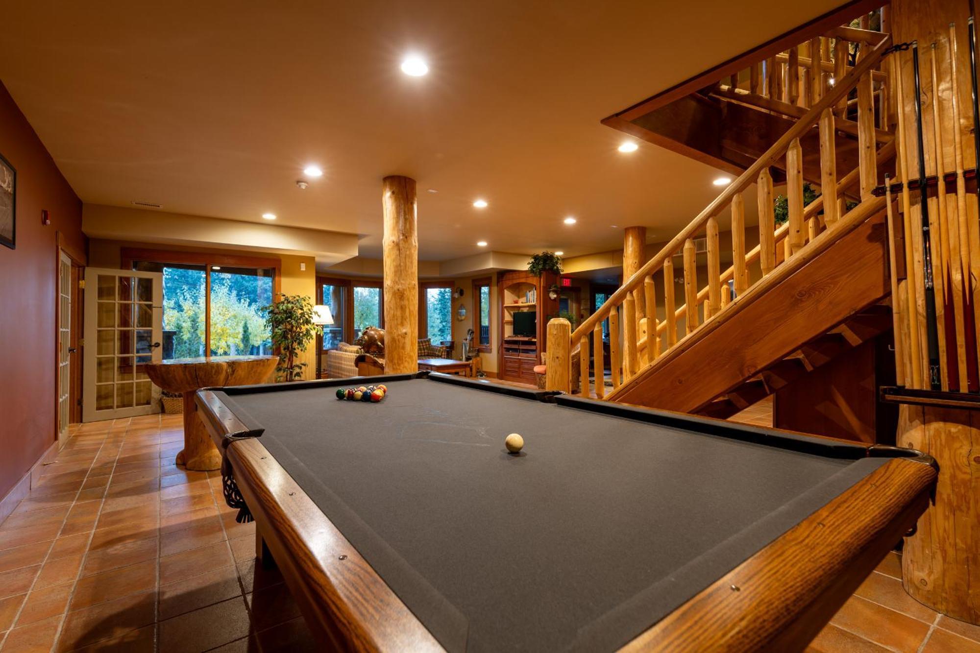 Vagabond Lodge At Kicking Horse Golden Eksteriør bilde